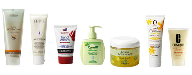 Крем One Step Hand Recovery, Oriflame. Отшелушивающий, разглаживающий и смягчающий крем быстрого действия удаляет ороговевшие клетки кожи, очищает и увлажняет кожу рук. Интенсивный крем для рук и ногтей Avoplex High-Intensity Hand& Nail Cream, O.P.I. Увлажняет, питает и повышает эластичность кожи рук и ногтей, защищает от внешних воздействий. Концентрированный крем для рук без запаха Neutrogena® Norwegian Formula®. Обеспечивает защиту, нтенсивный уход и восстановление даже очень сухой и потрескавшейся коже рук. Лосьон для рук и ногтей Kamill Sensitiv, Kamill Cosmetics. Нежный лосьон с пантенолом защищает руки и ногти. Подходит для частого использования. Лосьон и скраб для рук Creative Scentsations, Creative Nail Design с экстрактом зеленого чая и запахом лимона. Смягчает, увлажняет кожу рук, придает ей сатиновую гладкость. Увлажняющий крем Французская Полинезия из линии для SPA маникюра French Polynesian, Orly. Обеспечивает максимальное увлажнение, смягчает кожу рук. Смягчающий крем для рук и кутикулы Deep Comfort Hand and Cuticle Cream, Clinique. Мягкий на ощупь, густой восстанавливающий крем для рук и кутил моментально насыщает кожу влагой и помогает ей оставаться увлажненной на протяжении 12 часов. Крем One Step Hand Recovery, Oriflame. Отшелушивающий, разглаживающий и смягчающий крем быстрого действия удаляет ороговевшие клетки кожи, очищает и увлажняет кожу рук. Интенсивный крем для рук и ногтей Avoplex High-Intensity Hand& Nail Cream, O.P.I. Увлажняет, питает и повышает эластичность кожи рук и ногтей, защищает от внешних воздействий. Концентрированный крем для рук без запаха Neutrogena® Norwegian Formula®. Обеспечивает защиту, нтенсивный уход и восстановление даже очень сухой и потрескавшейся коже рук. Лосьон для рук и ногтей Kamill Sensitiv, Kamill Cosmetics. Нежный лосьон с пантенолом защищает руки и ногти. Подходит для частого использования. Лосьон и скраб для рук Creative Scentsations, Creative Nail Design с экстрактом зеленого чая и запахом лимона. Смягчает, увлажняет кожу рук, придает ей сатиновую гладкость. Увлажняющий крем Французская Полинезия из линии для SPA маникюра French Polynesian, Orly. Обеспечивает максимальное увлажнение, смягчает кожу рук. Смягчающий крем для рук и кутикулы Deep Comfort Hand and Cuticle Cream, Clinique. Мягкий на ощупь, густой восстанавливающий крем для рук и кутил моментально насыщает кожу влагой и помогает ей оставаться увлажненной на протяжении 12 часов.