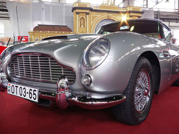 Aston Martin DB5 Джеймса Бонда (James Bond) Aston Martin DB5 Джеймса Бонда (James Bond)