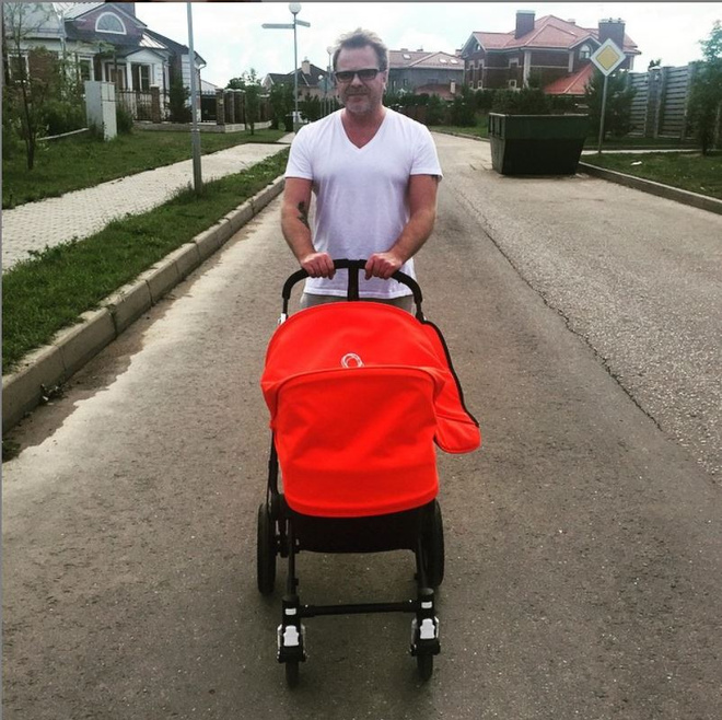 Владимир Пресняков с ребенком Владимир Пресняков с ребенком фото