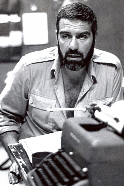 Сергей Довлатов долгое время был ленинградцем, но в 1978 году эмигрировал в США и прожил в Нью-Йорке более 10 лет