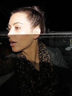 Ким Кардашьян (Kim Kardashian) Ким Кардашьян (Kim Kardashian)