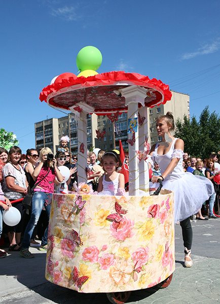 парад колясок тюмень парад колясок тюмень 2015 фото парад колясок тюмень парад колясок тюмень 2015 фото