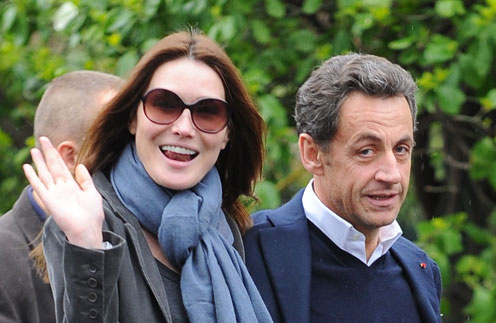 Карла Бруни (Carla Bruni) и Николя Саркози (Nicolas Sarkozy) Карла Бруни (Carla Bruni) и Николя Саркози (Nicolas Sarkozy)
