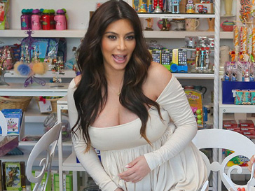 Ким Кардашьян (Kim Kardashian) Ким Кардашьян (Kim Kardashian)