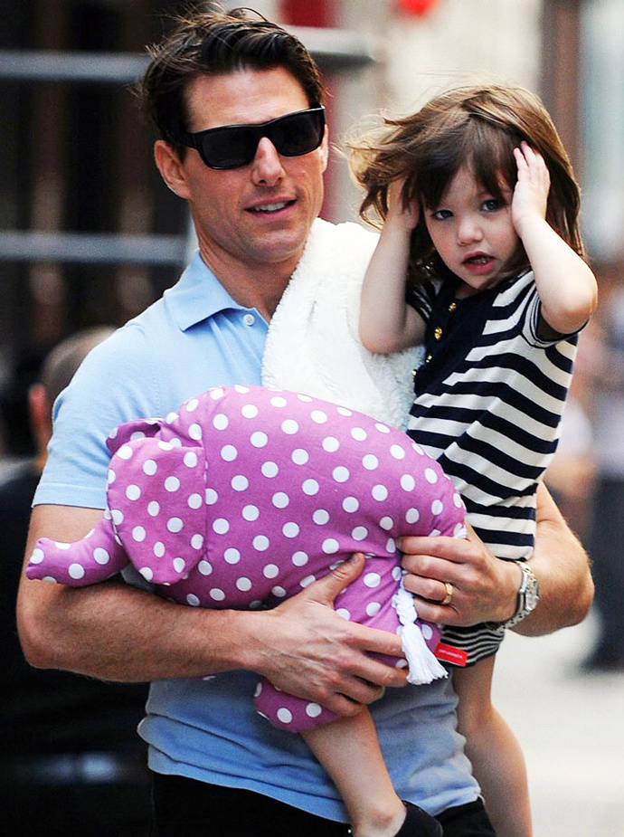 Дочь Тома Круза и Кэти Холмс Дочь Тома Круза и Кэти Холмс
