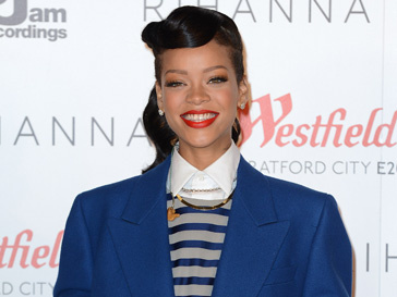Рианна (Rihanna) примет участие в Неделе моды в Лондоне Рианна (Rihanna) примет участие в Неделе моды в Лондоне