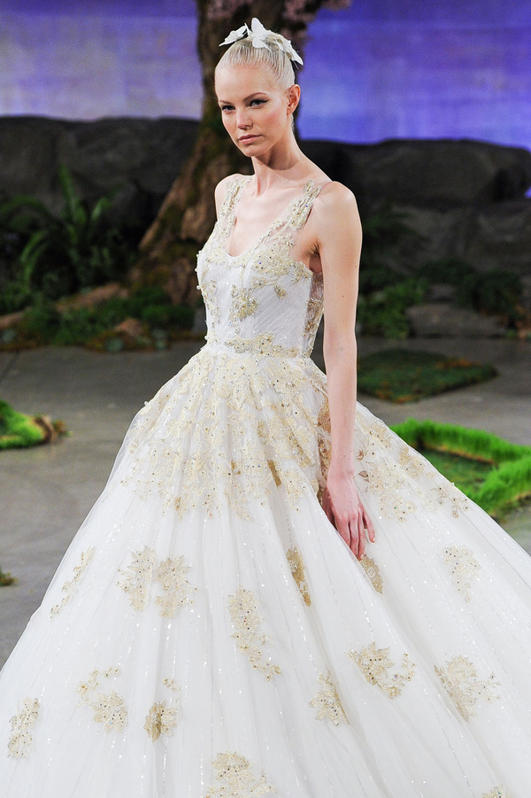 50 самых красивых платьев со свадебной Недели моды в Нью-Йорке