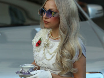 Леди ГаГа (Lady GaGa) не хочет быть похожей на Мадонну Леди ГаГа (Lady GaGa) не хочет быть похожей на Мадонну