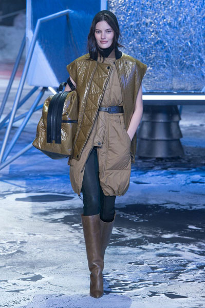 Показ H&M Studio осень-зима 2015 Показ H&M Studio осень-зима 2015