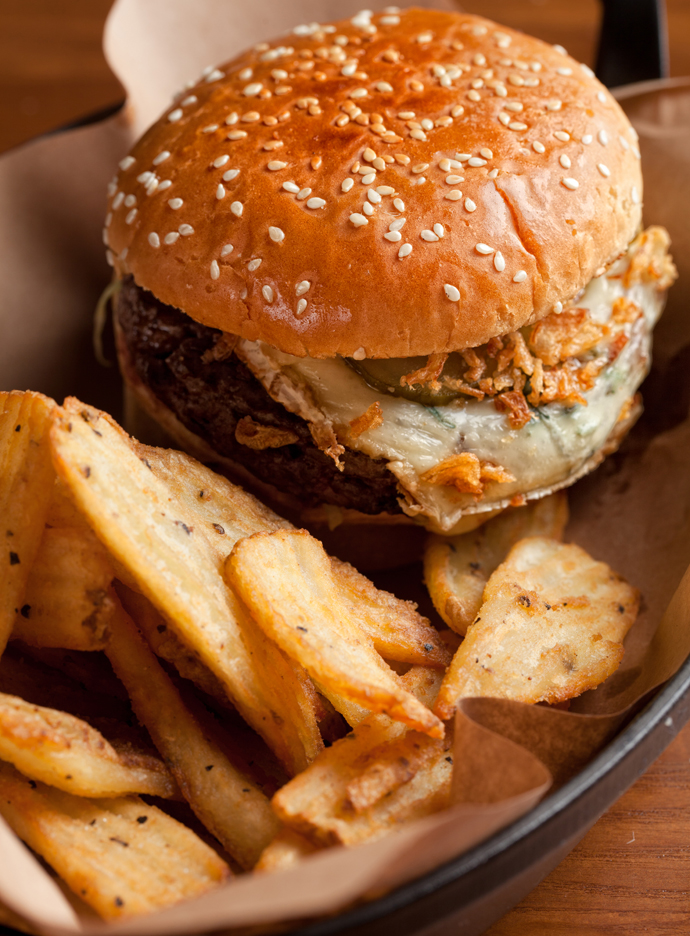 Бургер с бараниной