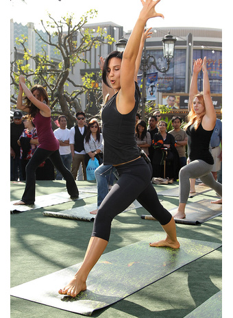 Хилария Болдуин и Марио Лопес Хилария Болдуин и Марио Лопес