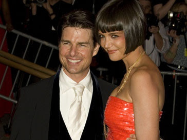 Кэти Холмс (Katie Holmes) присутствует на съемках Тома Круза (Tom Cruise) Кэти Холмс (Katie Holmes) присутствует на съемках Тома Круза (Tom Cruise)