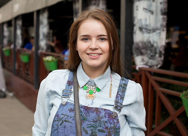 Физрук Полина Гренц