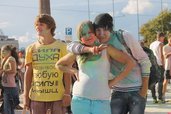 фестиваль красок в самаре 2014 фестиваль красок в самаре 2014