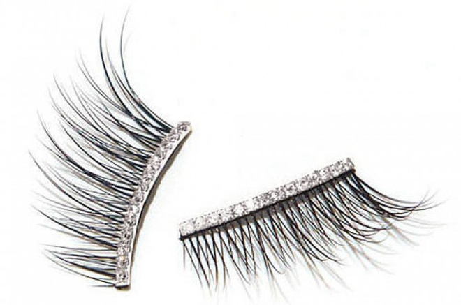 Kre At Beauty Gold and Diamond Eyelashes, 1350 долларов Kre At Beauty Gold and Diamond Eyelashes, 1350 долларов