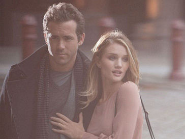 Фотосессия Райана Рейндольдса (Ryan Reynolds) и Рози Хантингтон-Уайтли (Rosie Huntington-Whiteley) проходила в Лондоне под чутким руководством Грега Уильямса Фотосессия Райана Рейндольдса (Ryan Reynolds) и Рози Хантингтон-Уайтли (Rosie Huntington-Whiteley) проходила в Лондоне под чутким руководством Грега Уильямса