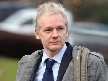 Джулиан Ассанж остерегает пользоваться соцсетями Джулиан Ассанж, WikiLeaks, Facebook, социальная сеть
