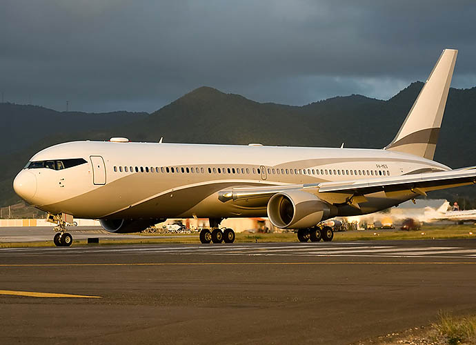 Самолет Романа Абрамовича