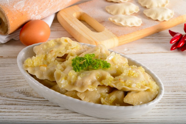 Вареники с капустой Вареники с капустой