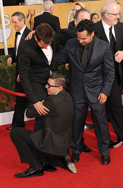 Брэдли Купер и Виталий Сердюк на SAG Awards Брэдли Купер и Виталий Сердюк на SAG Awards