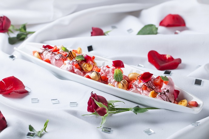 Парный десерт-комплимент на День Святого Валентина Парный десерт-комплимент на День Святого Валентина