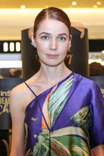 Алена Ахмадуллина Алена Ахмадуллина