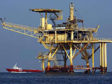 Нефтедобыча Нефтедобыча
