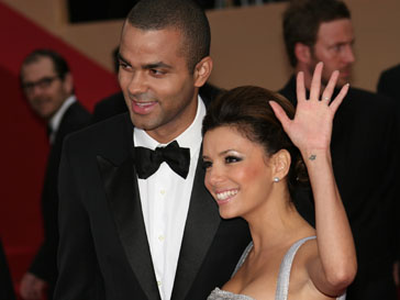 Ева Лонгория (Eva Longoria) и Тони Паркер (Tony Parker) развелись пару месяцев назад Ева Лонгория (Eva Longoria) и Тони Паркер (Tony Parker) развелись пару месяцев назад