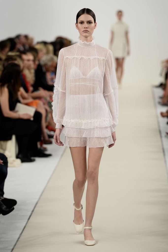 в Нью-Йорке прошел показ коллекции Valentino Sala Bianca