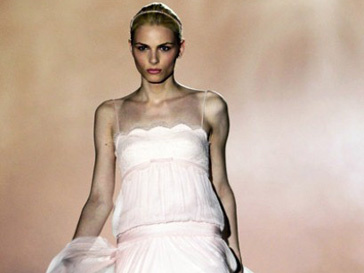 Андрей Пежич (Andrej Pejic) на показе Rosa Clara в рамках Недели свадебной моды в Барселоне Андрей Пежич (Andrej Pejic) на показе Rosa Clara в рамках Недели свадебной моды в Барселоне