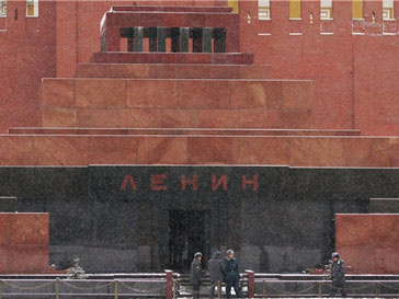Мавзолей Ленина закроют на профилактику Мавзолей Ленина закроют на профилактику