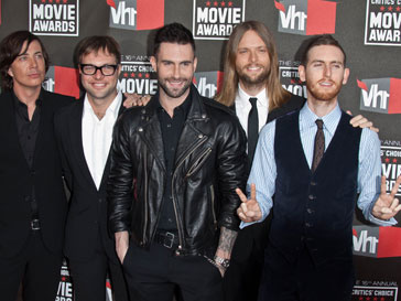 Российские поклонники Maroon 5 увидятся со своими кумирами осенью 2011 года Российские поклонники Maroon 5 увидятся со своими кумирами осенью 2011 года