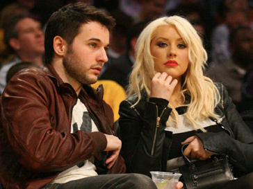 Кристина Агилера (Christina Aguilera) и Мэтью Ратлер (Matew Ratler) Кристина Агилера (Christina Aguilera) и Мэтью Ратлер (Matew Ratler)