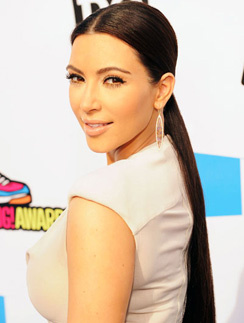 Ким Кардашьян (Kim Kardashian) Ким Кардашьян (Kim Kardashian)