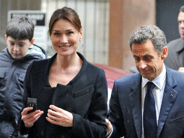Карла Бруни (Carla Bruni) снова мама Карла Бруни (Carla Bruni) снова мама