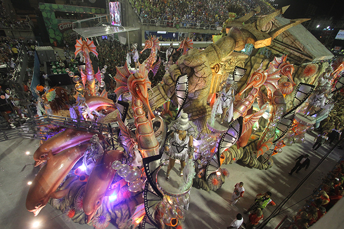 Карнавал в Рио-де-Жанейро самба