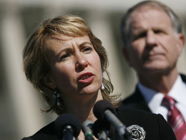 Габриэль Гиффордс (Gabrielle Giffords) быстро идет на поправку Габриэль Гиффордс (Gabrielle Giffords) быстро идет на поправку