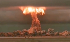  первое боевое испытание советской ядерной бомбы радиоактивное видео 