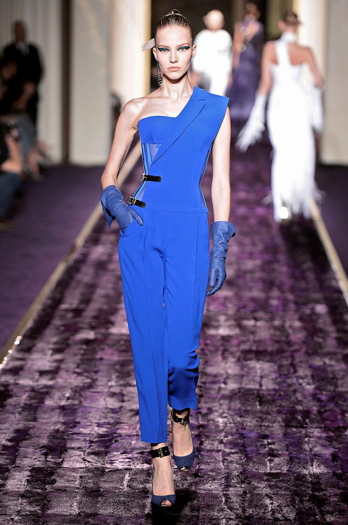 В Париже прошел показ Atelier Versace