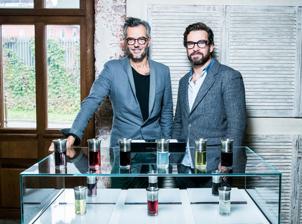 Scent Biblioteque: библиотека ароматов от «Л’Этуаль» Scent Biblioteque: библиотека ароматов от «Л’Этуаль»