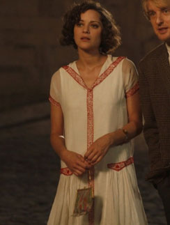 Марион Котийяр (Marion Cotillard), кадр из фильма "Полночь в Париже". Марион Котийяр (Marion Cotillard), кадр из фильма "Полночь в Париже"