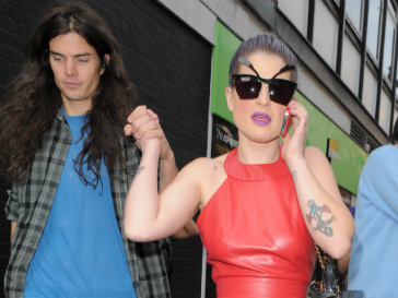 Келли Осборн (Kelly Osbourne) Келли Осборн (Kelly Osbourne)