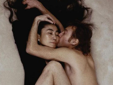 Джон Леннон (John Lennon) и Йоко Оно (Yoko Ono) Джон Леннон (John Lennon) и Йоко Оно (Yoko Ono)