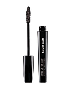 Используем тушь Smoky Lash, Make Up For Ever.
