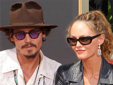 Джонни Депп (Johnny Depp) и Ванесса Паради (Vanessa Paradis) были вместе 14 лет. Джонни Депп (Johnny Depp) и Ванесса Паради (Vanessa Paradis) были вместе 14 лет.