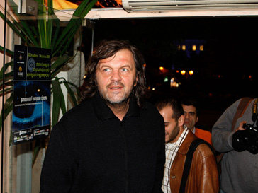 Эмир Кустурица (Emir Kusturica) поддерживает молодых режиссеров Эмир Кустурица (Emir Kusturica) поддерживает молодых режиссеров
