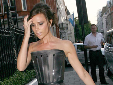 Виктория Бекхэм (Victoria Beckham) полюбилась Кейт Миддлтон (Kate Middleton) Виктория Бекхэм (Victoria Beckham) полюбилась Кейт Миддлтон (Kate Middleton)