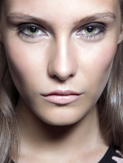 Smoky eyes от Givenchy Smoky eyes от Givenchy