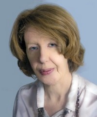 Хелен Эдвардс (Helen Edwards) – руководитель библиотеки Московской школы управления «Сколково», автор статей на бизнес-тематику.