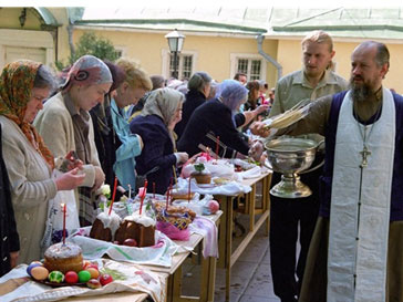 В Москве на Пасху появятся две необычные скульптуры В Москве на Пасху появятся две необычные скульптуры